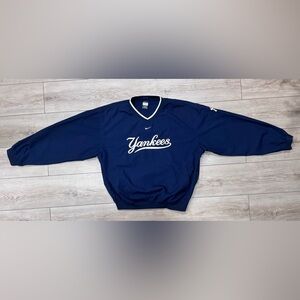 Nike Men's LARGE YANKEES V-Neck Polyester Pull-Over